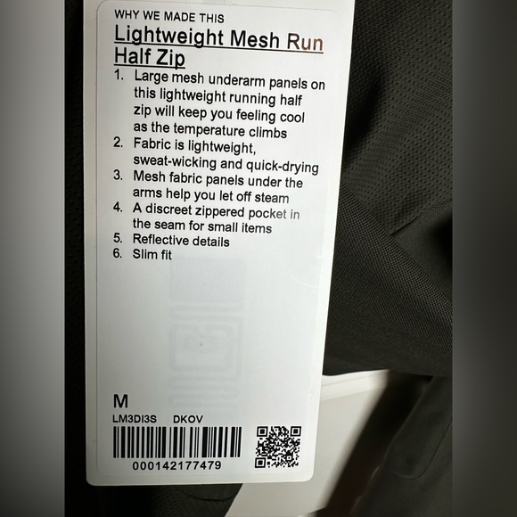 lululemon athletica Men's Dark Green Half-Zip Jacket with sheer detail - Picture 6 of 10